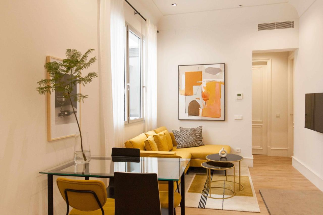 Isg Apartments Cedaceros 12 إشبيلية المظهر الخارجي الصورة