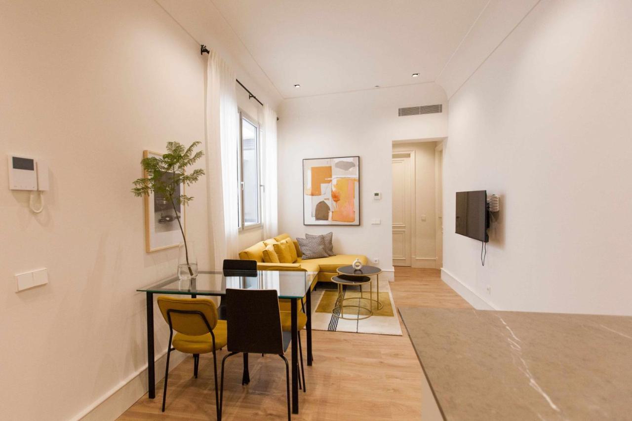 Isg Apartments Cedaceros 12 إشبيلية المظهر الخارجي الصورة