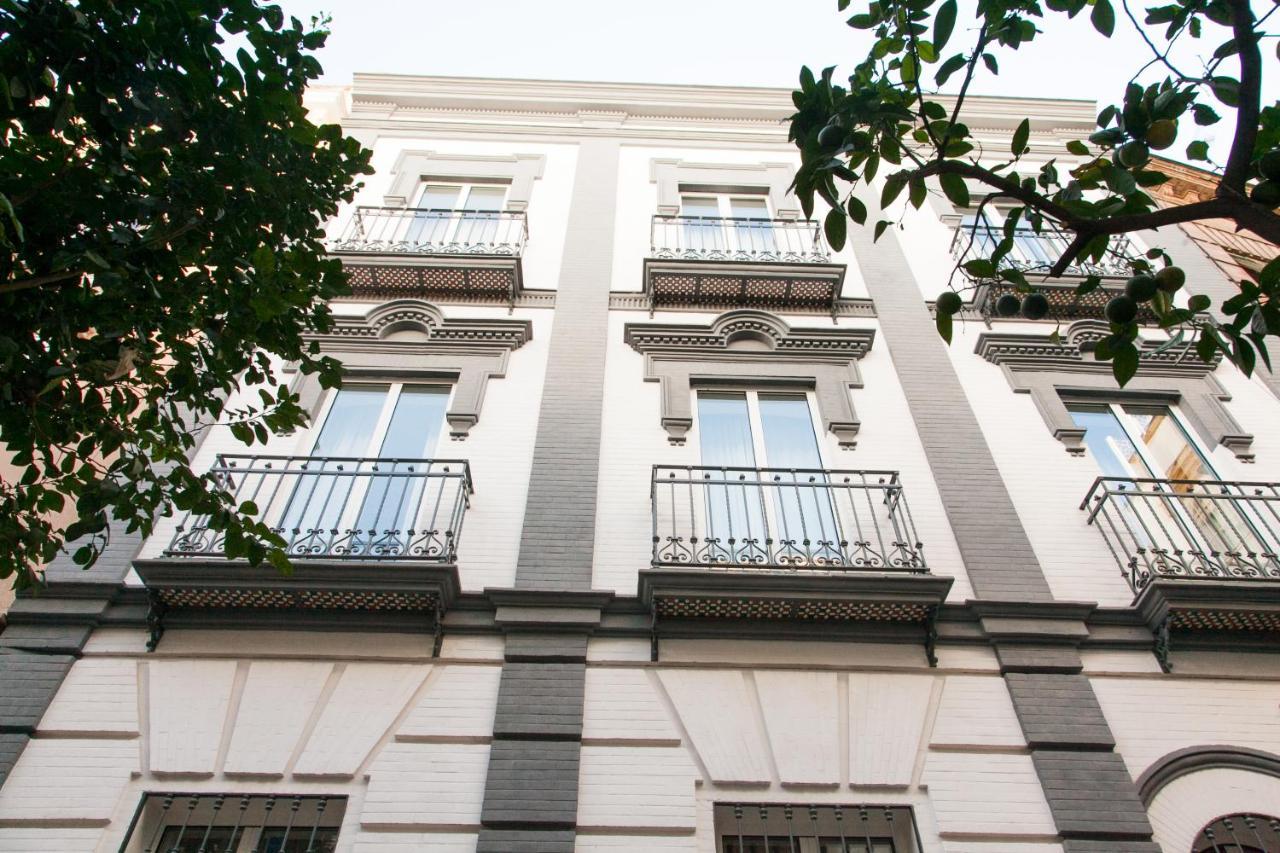 Isg Apartments Cedaceros 12 إشبيلية المظهر الخارجي الصورة