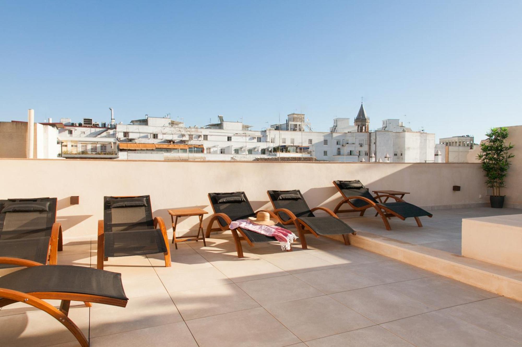 Isg Apartments Cedaceros 12 إشبيلية المظهر الخارجي الصورة